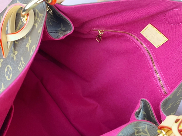 ルイヴィトンバッグ着用イメージ